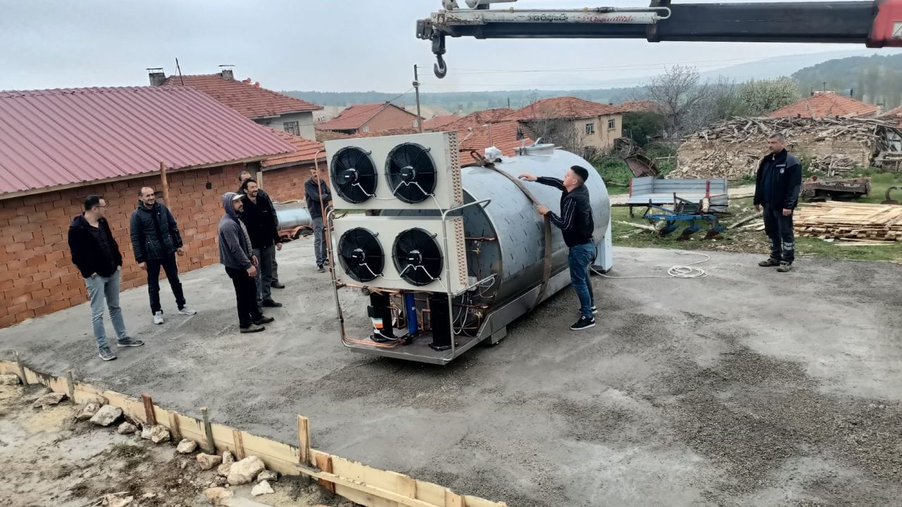 Kütahya Yaylababa köyüne 5 ton kapasiteli süt soğutma tankı