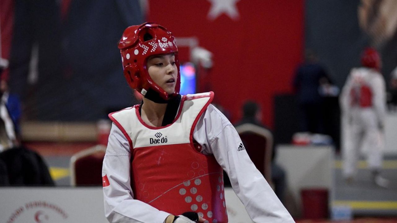 Hisarcık MYO öğrencisi Sılanur Gençer, Ünilig Taekwondo’da Türkiye ikincisi
