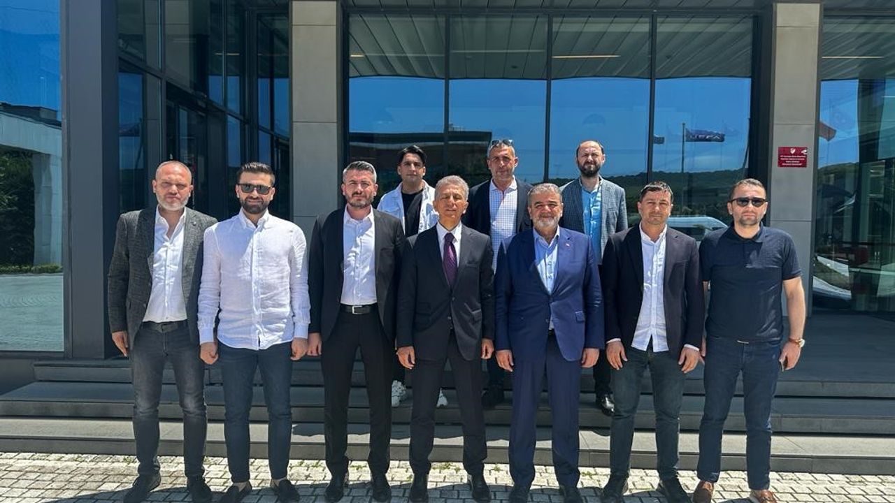 Anadolu Üniversitesi Kulüp Başkanı Özsarı'dan TFF Başkanı Büyükekşi'ye ziyaret