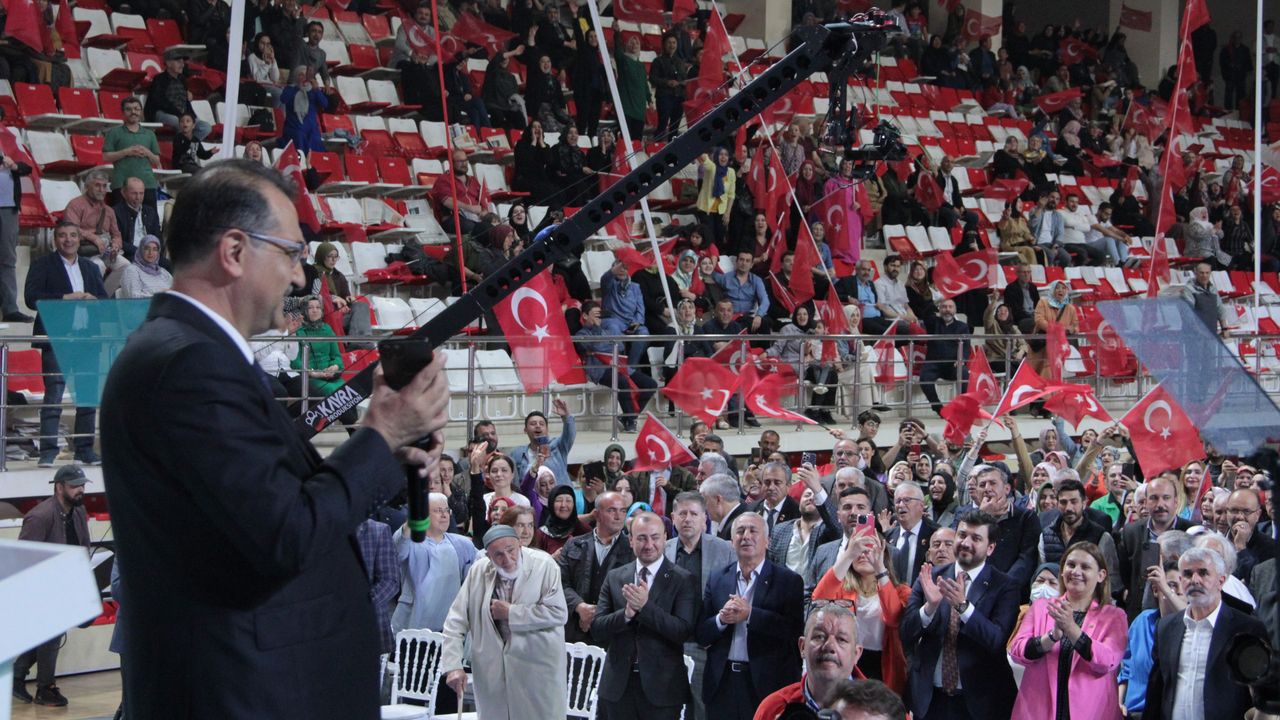 Cumhurbaşkanı Erdoğan: “Eskişehir pazar günü sandıkları patlatmaya hazır mı?”