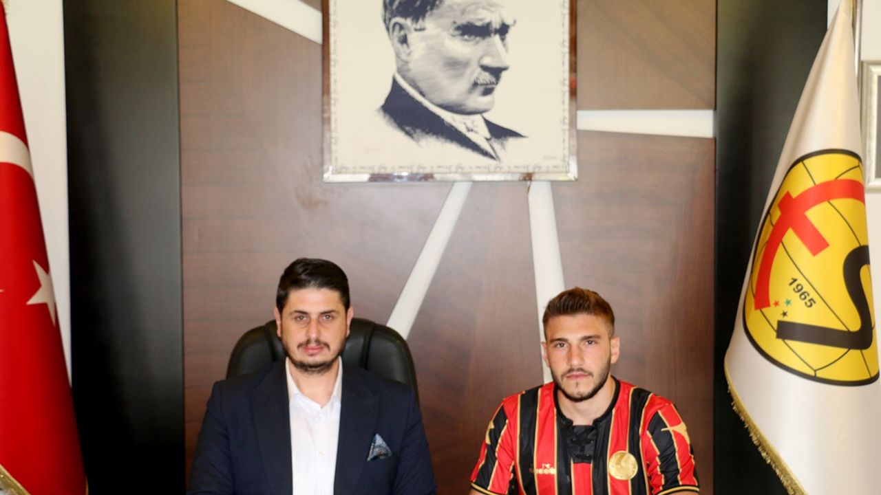 Eskişehirspor’a Alaçatıspor’dan orta saha transferi