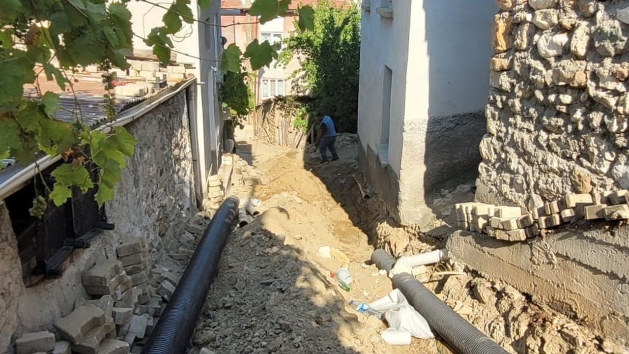 İnhisar’da kanalizasyon yenileme çalışması yapıldı
