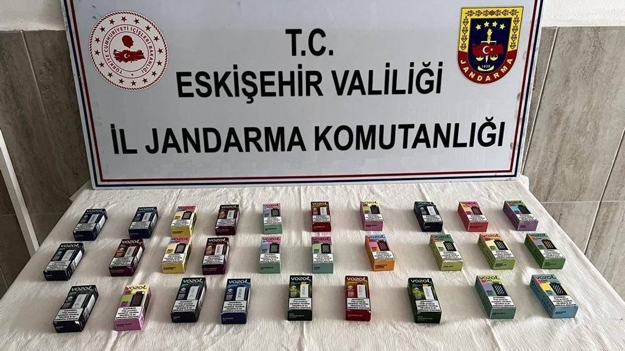 Jandarma satılmak üzere hazırlanan 29 kaçak sigara yakaladı