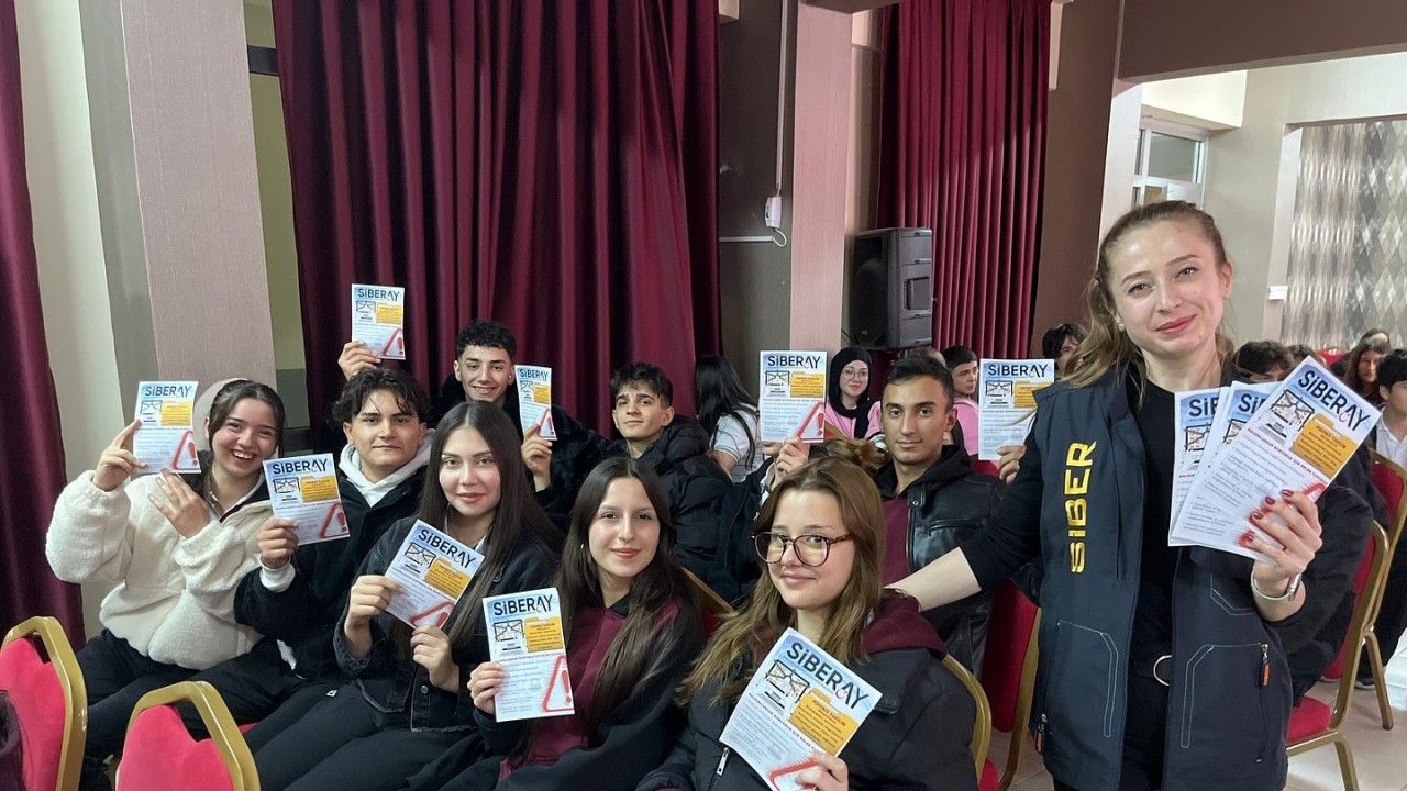 SİBERAY ekibi bilgilendirme faaliyetlerine devam ediyor