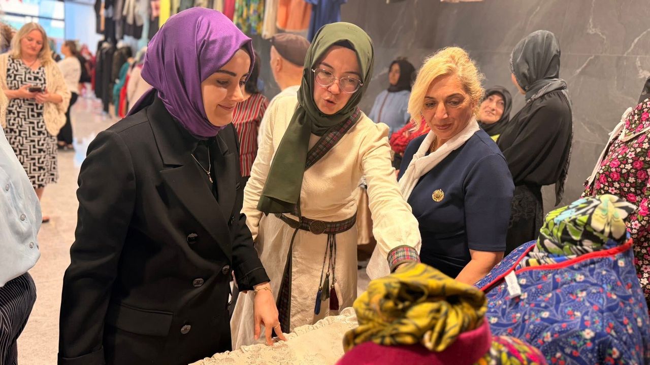 Geri Dönüşümle Sanata ve Üretime Dönüşen Eserler