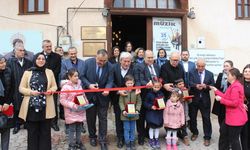 Osmaneli'nde 'Halk Kütüphanesi' yeni yerinde hizmete açıldı