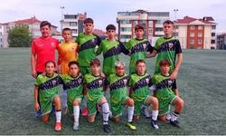 VİTRASPOR LİDERLİĞİNİ KORUDU