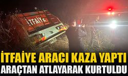 İTFAİYE ARACI KAZA YAPTI, ARAÇTAN ATLAYARAK KURTULDU!