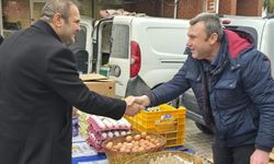 Başkan Dilsiz, pazardaki esnafla buluştu
