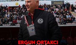 ESKİŞEHİRSPOR'DA TEKNİK DİREKTÖR ERGUN ORTAKCI İLE YOLLAR AYRILDI