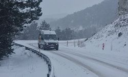 DOMANİÇ KOCAYAYLA GEÇİDİNDE KAR KALINLIĞI 40 SANTİMETREYE ULAŞTI