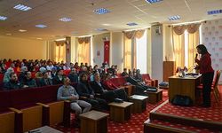BŞEÜ’DE “BİTKİ ENDOFİTİ SÜRDÜRÜLEBİLİR TARIMIN GELECEĞİNİ NASIL ŞEKİLLENDİRİYOR?” SEMİNERİ
