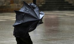 METEOROLOJİDEN KUVVETLİ RÜZGÂR VE FIRTINA UYARISI