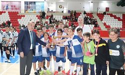 BOZÜYÜK'TE OKUL SPORLARI FUTSAL FİNALİ TAMAMLANDI