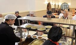 KENT LOKANTASI "ASKIDA YEMEK" İLE BİNLERCE VATANDAŞA DOKUNDU