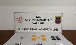 Jandarma bin 780 kullanımlık uyuşturucu emdirilmiş peçete ele geçirdi
