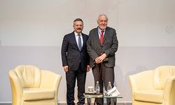 İlber Ortaylı’nın katılımıyla "Türk Kültürü ve Yunus Emre" söyleşisi düzenlendi