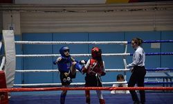 MUAY THAİ YARIŞMALARI 47 İLDEN 400 SPORCUNUN KATILIMIYLA BAŞLADI