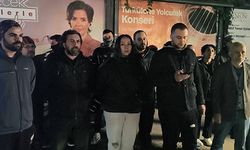 PAKET GÖTÜRDÜĞÜ SOKAKTA 5 YERİNDEN BIÇAKLANAN KURYE AĞIR YARALANDI