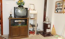 GENÇ KUŞAKLARA GEÇMİŞİNİ UNUTTURMAMAK İÇİN EVİNİ MÜZEYE ÇEVİRDİ