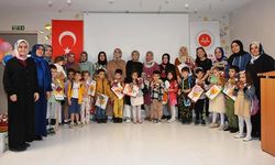 BİLECİK'TE "AİLE İÇİ EĞİTİMDE ANNENİN ROLÜ" KONULU SEMİNER DÜZENLENDİ