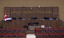 MASKE VE KASK TAKIP 5 KİŞİYİ BIÇAKLAYAN SALDIRGANIN YARGILANMASI SÜRÜYOR