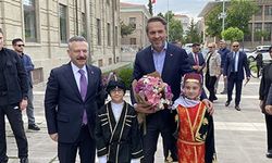Bakan Bayraktar,  Valiliği ziyaret etti