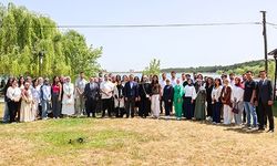 VALİ SÖZER BAYRAMDA EVİNE GİDEMEYEN ÖĞRENCİLERLE BİR ARAYA GELDİ