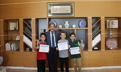 Yarışmalarda dereceye giren öğrencilere belge ve ödülleri verildi