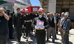VEFAT EDEN KIBRIS GAZİSİ TOPRAĞA VERİLDİ