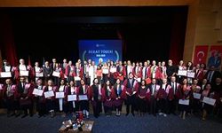 YENİ PROFESÖRLER VE DOÇENTLER BERATLARINI ALDI