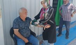 ORMAN YANGININDAN ETKİLENEN KAŞIKÇI KÖYÜNDE SAĞLIK TARAMASI YAPILDI