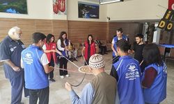 Huzurevinde nesiller arası gönül köprüsü