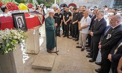 Eski CHP Milletvekili Lale Karabıyık Bursa’da son yolculuğuna uğurlandı