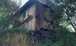 Yangında ahşap evi zarar gören 88 yaşındaki kadına yardım eli uzandı