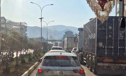 Bilecik'te yangın nedeniyle çevreyolu yeniden trafiğe kapatıldı
