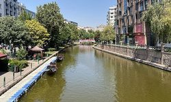 Porsuk Çayı’nın rengi yeşile döndü
