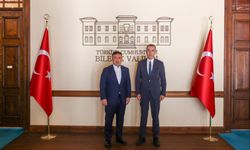 Vali Sözer, İl Tarım ve Orman Müdürü Çetin Ayvalık’ı Kabul Etti