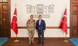 Komutan Bozkurt’tan Vali Sözer’e Ziyaret