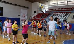 Bilecik'te yaz voleybolu devam ediyor