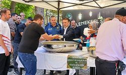 Şeyh Edebali Külliyesi'nde vatandaşlara şifalı pilav ikramı