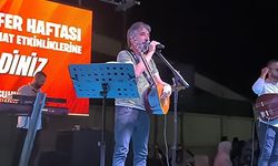 Zafer Şenlikleri'nde Ali Kınık konseri