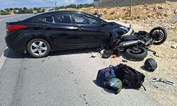 Otomobille motosiklet çarpıştı: 1 yaralı