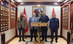 AK Parti Heyetinden İl Jandarma Komutanına Hayırlı Olsun Ziyareti