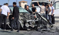 Otomobille kamyonet çarpıştı: 1’i ağır 5 yaralı