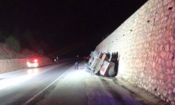 Asit yüklü tanker devrildi: 1 yaralı