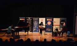 "5. Uluslararası Piyano Günleri Evrim Demirel Trio" caz akşamı dinleyicilerle buluştu