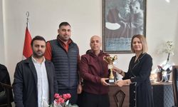 Altıntaş MEM takımı kurumlararası basketbol turnuvasında Kütahya birincisi