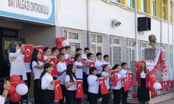 Battalgazi öğretmenlerinden Cumhuriyet Bayramı’na mini konser