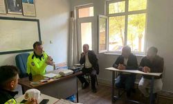 Emet’te okul servis şoförlerine trafik eğitimi
